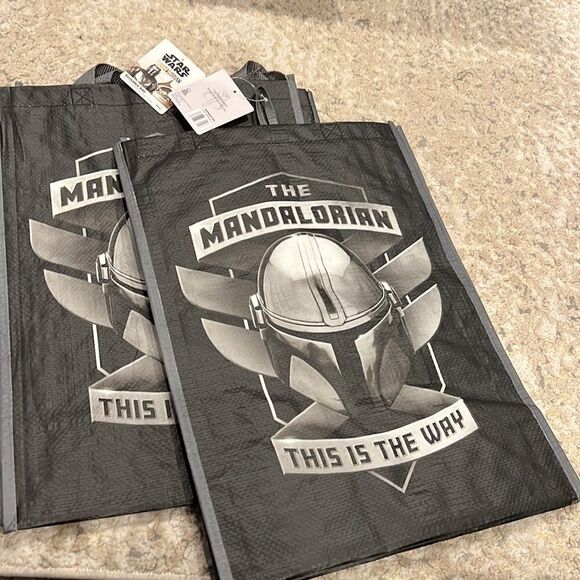 Star Wars The Mandalorian Mando Helmet Emblem Graphic reusable grocery candy bag - Picture 4 of 5
